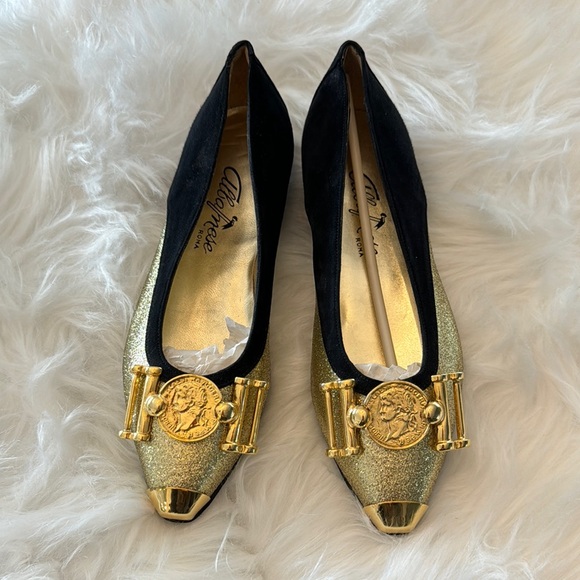 Enzo Albanese Roma Shoes - NWOT Vintage Enzo Albanese Roma Gold Coin Suede Embellished Flats size EU 36.5